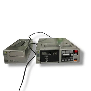 Sony Betamax SL-F1E + AC-F1E PAL – Videoregistratore Portatile Vintage  - Picture 1 of 8