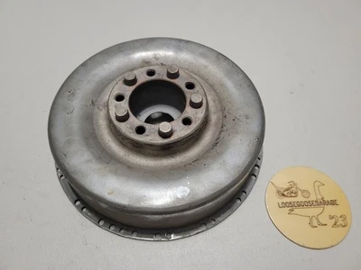 A principios de 1958 Harley Davidson Panhead acero estampado freno trasero cubo de tambor doble deslizamiento Foto 1 de 4