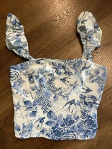 J.ING Ivory/ Blue  Floral Print Cropped Blouse Top  Women SIZE Small - Picture 1 of 4