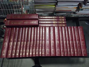 The World Book Encyclopedia 28 Volume Set 1988 - Bild 1 von 2