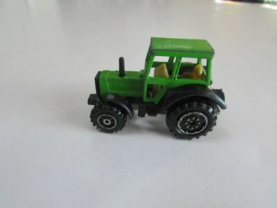 Vintage diecast Green Farm Tractor (Welly) No 9132 nr mint China - Image 1 of 4