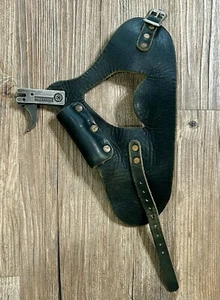 Winn Free Flight Archery Release - Rare Leather Buckle - Right Hand - Picture 1 of 7