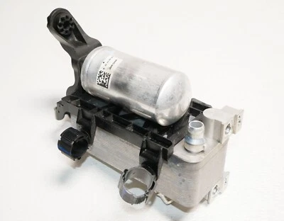 Contenedor condensador refrigerante aire acondicionado freón OEM BMW G26 Foto 1 de 4