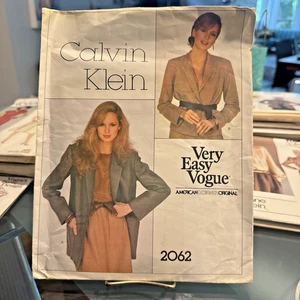 FREE SHIP! 2062 Very Easy Vogue American Designer Calvin Klein Sz 8 Jacket - Picture 1 of 2