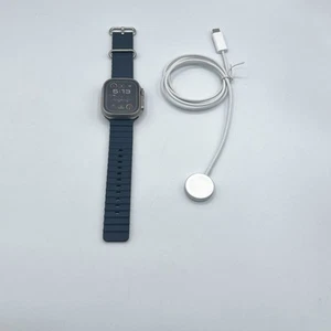 Apple Watch Ultra 49mm Titanium Case with Midnight Ocean Band, One Size - Good - Zdjęcie 1 z 7