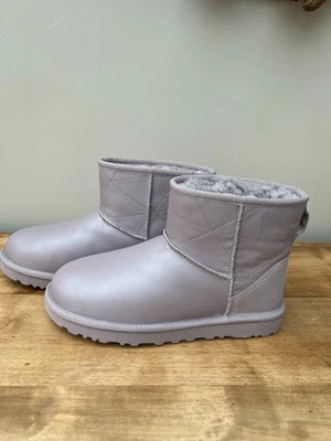 UGG Australia classic mini,  leather sheepskin boots,  Size 6.  Brand new. - Image 1 of 4