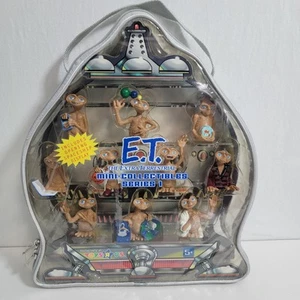 1 E.T. Die außerirdischen Mini-Sammlerstücke Serie 1 im Originalkoffer - Bild 1 von 4