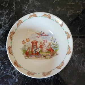 Royal Doulton Bunnykins Bowl Nursery Ware Inglaterra Fine Bone China De colección Nuevo - Imagen 1 de 2