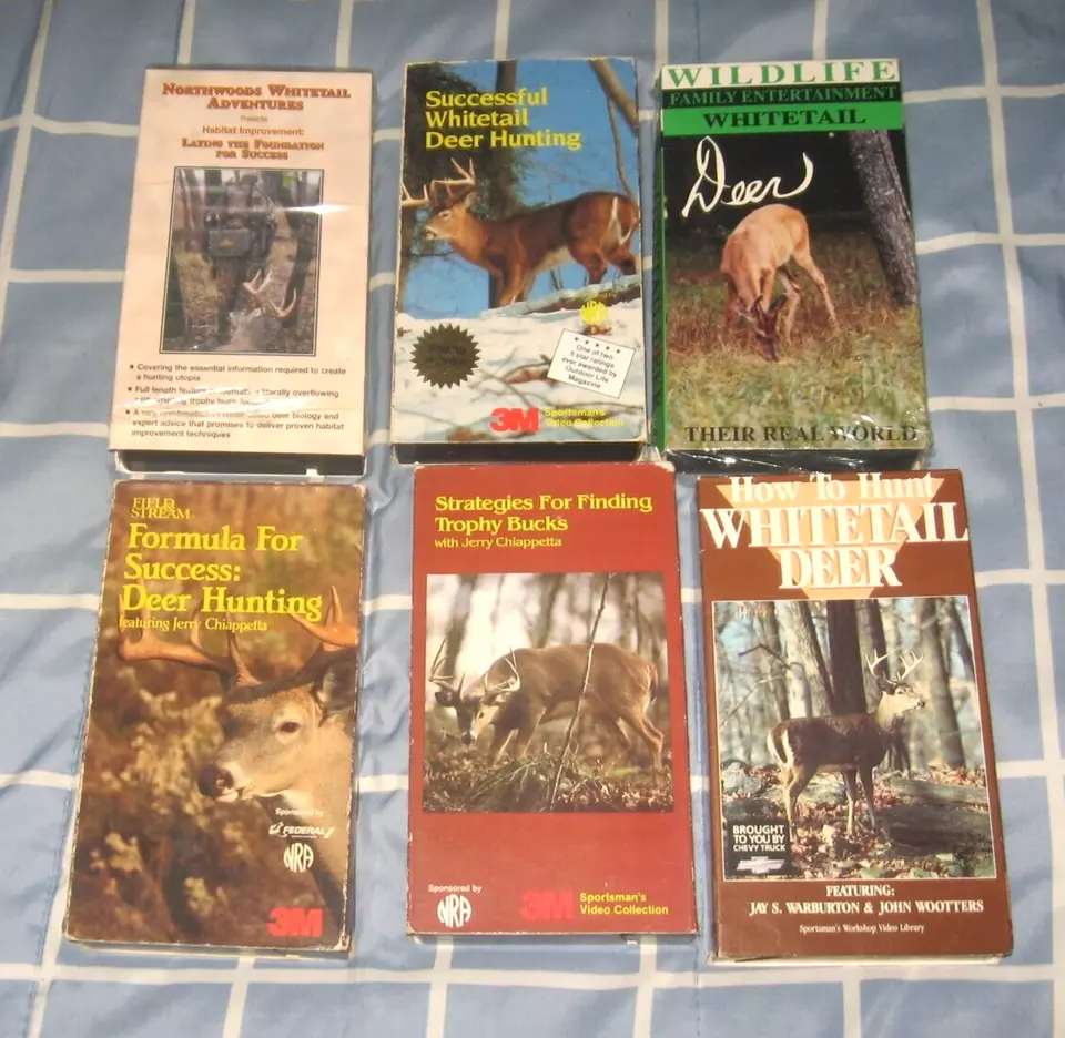 Lot 8 WHITETAIL DEER HUNTING Vhs 3M Leisure Time NRA Field & Stream Eagle's View - Image 1 of 1