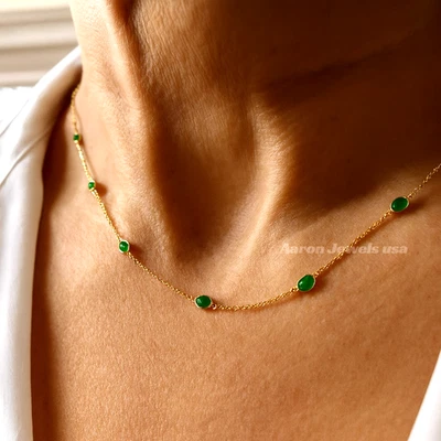 Conjunto de bisel collar estación esmeralda multiforma de 2,00 quilates | oro amarillo de 14 quilates de 18 pulgadas Foto 1 de 4