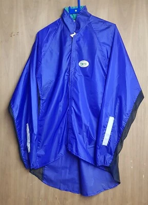 WATERPROOF CYCLING BIKE JACKET  BREATHABLE Size Med. PROTECH - Image 1 of 4
