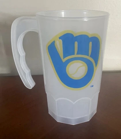 MILWAUKEE BREWERS Plastic Beer Tequila Mug Cup MLB Baseball SGA Cover