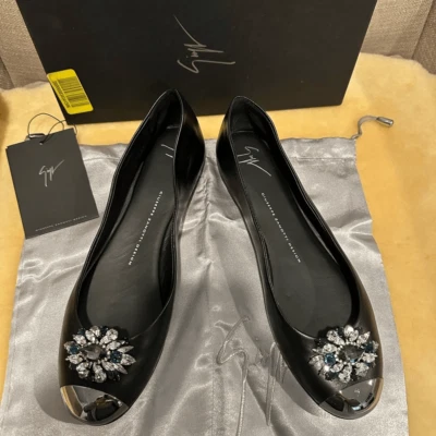 Pisos de ballet de cuero adornado con cristal Giuseppe Zanotti talla EU 39 o US 9 Foto 1 de 4