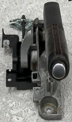 👍VOLKSWAGEN GOLF GTI 2007 HEAD PARKING BRAKE HANDLE - Image 1 of 4