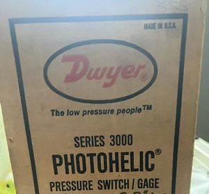 NUEVO STOCK ANTIGUO EN CAJA DWYER SERIE A3000 INTERRUPTOR DE PRESIÓN FOTOHELIC / MEDIDOR - Imagen 1 de 4