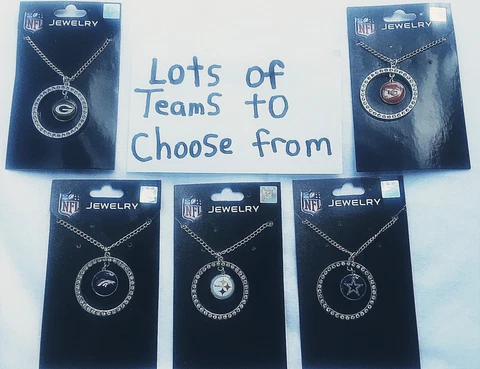 NFL RHINESTONE LOGO CHAIN NECKLACE ( 27 TEAMS ) Cover