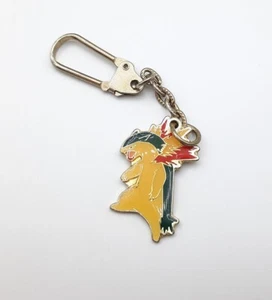 Pokemon Typhlosion Metal Columpio Llavero Dije Japón 1" Esmalte - Imagen 1 de 1