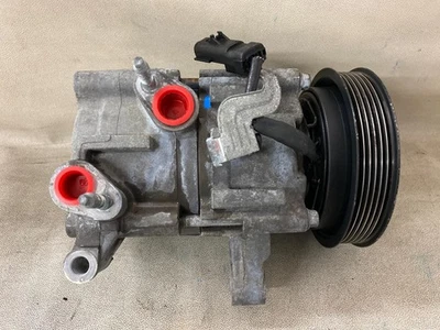 Dodge Nitro 2008 compresor de aire acondicionado 3,7 L Foto 1 de 4