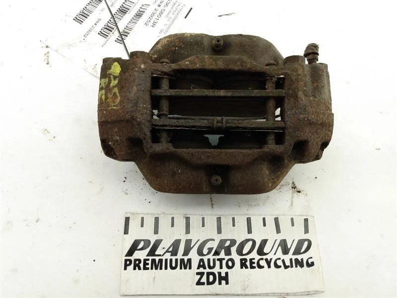 VOLVO 245 WAGON Passenger Right Front Brake Caliper Fits 1976-1988  - Image 1 of 4