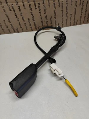 Conector de hebilla de cinturón de seguridad para conductor Hyundai Veloster 2019-2021 negro Foto 1 de 4