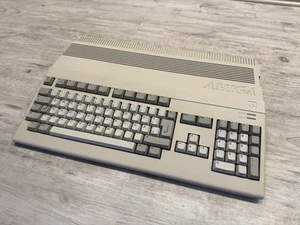 Amiga 500, erste Serie, Revision 3, Rev 3, Chicken Lips, Hitek, #18666, getestet - Bild 1 von 23