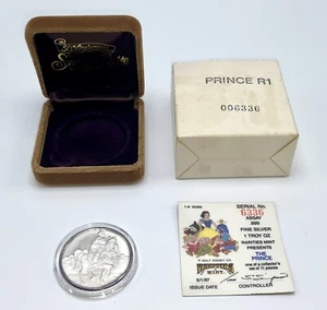 Disney Snow White .999 Fine Silver Bullion Coin The Prince Capsule Box COA 1987 - Picture 1 of 5