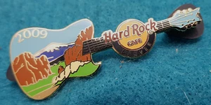 DENVER SCENIC GUITAR #2 PIKES PEACK GARDEN OF THE GODS GUITAR Hard Rock Cafe PIN - Picture 1 of 1