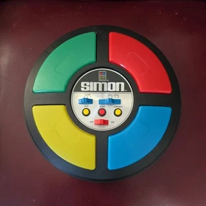 Vintage 1978 Milton Bradley Simon Game Tested with Box and Instructions - Picture 1 of 5