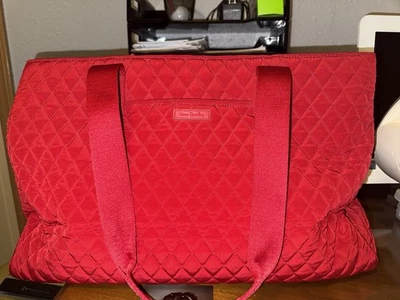 Vera Bradley 三隔层旅行包,峡谷日落红色 — 第 1/4 张图片