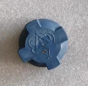 1PCS NEW Cover FOR LINDE EXPANSION TANK 0009820804 replace - Picture 1 of 4