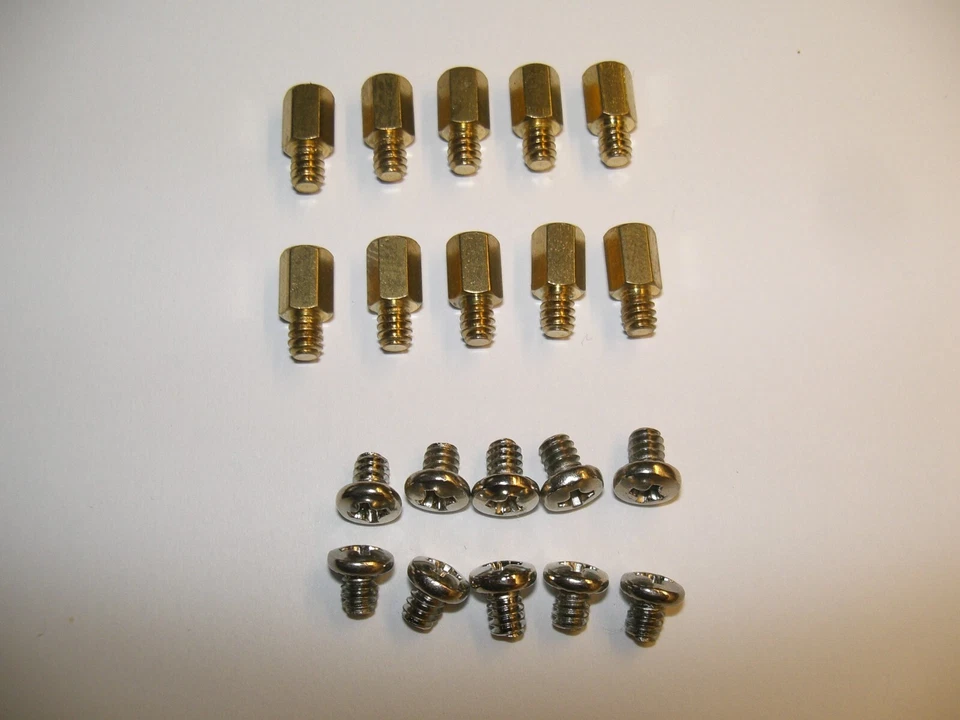 PC Schraubenset für Mainboard mit Abstandhalter (6,5mm) 20tlg. - Bild 1 von 1