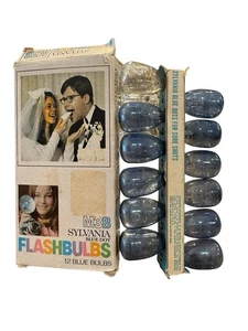 VTG Sylvania Blue Dot Flashbulbs M3B Selling For Nostalgia - Untested - 12 - Picture 1 of 18