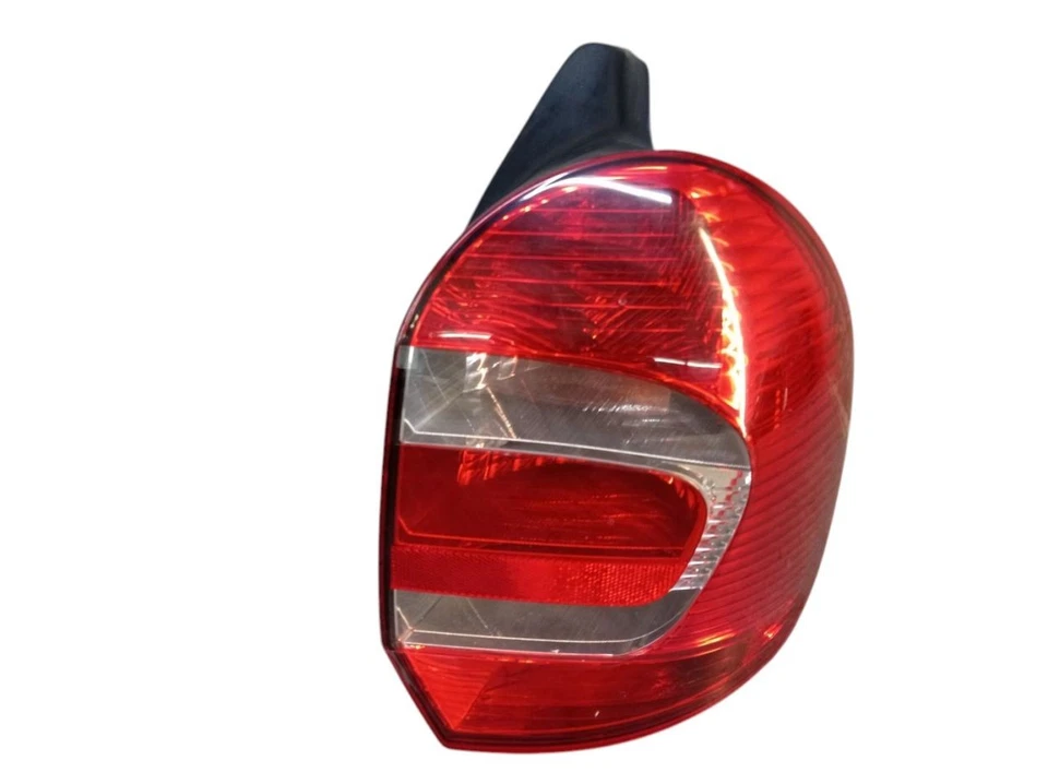 Faro Posteriore Destro Per RENAULT MODUS/GRAND MODUS (F/JP0) 8200658413R - Immagine 1 di 4