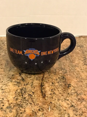 Rare NBA New York Knicks One Team One New York Mug Cup Cover