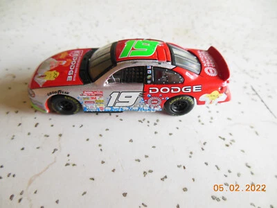 Jeremy Mayfield #19 Dodge MUPPET 1/64 2002 Nascar Diecast by Action. - Image 1 of 4