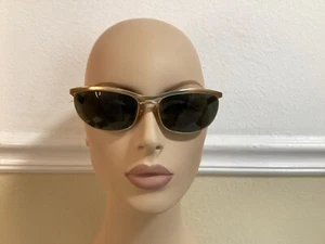 Vintage Giorgio Armani Gold Sunglasses Made in Italy - Picture 1 of 8