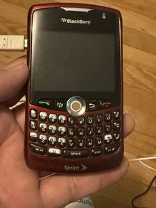 BlackBerry Curve 8330 - rot (Sprint) Smartphone, guter Zustand - Bild 1 von 6