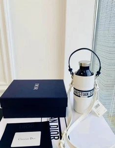 Christian Dior Edelstahl Trinkflasche & Vegan Leder Halter Set Neuheit - Bild 1 von 4