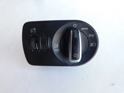 Audi R8 V10 5.2 FSI Quattro 2010 Headlight Control Switch 8P2941531 J083 - Image 1 of 2