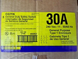 1 new Square D GENERAL DUTY SAFETY SWITCH 30A 240VAC D221N w/2 FNR-R-30 fuses - Picture 1 of 2
