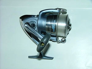 SPINNIG Mulinello TRIFORCE 4000 DAIWA 4000F f anteriore - Picture 1 of 1