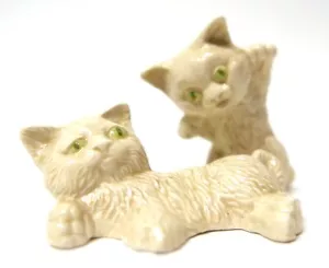 Vintage Playing Kittens Cats Figurines Green Eyes Ceramic Bone China - Picture 1 of 8