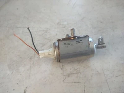 95-03 Jaguar XJS Xj6 X300 Vanden XJ8   Gear Shifter Release Solenoid Dbc11071  - Image 1 of 4
