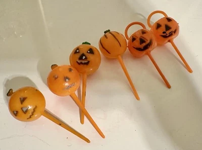 6 selecciones de molde soplado para cubos de calabaza de Halloween Hong Kong de colección Foto 1 de 2