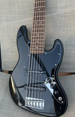 Squier Affinity Series Jazz Bass VI Black Metallic - Image 1 of 4