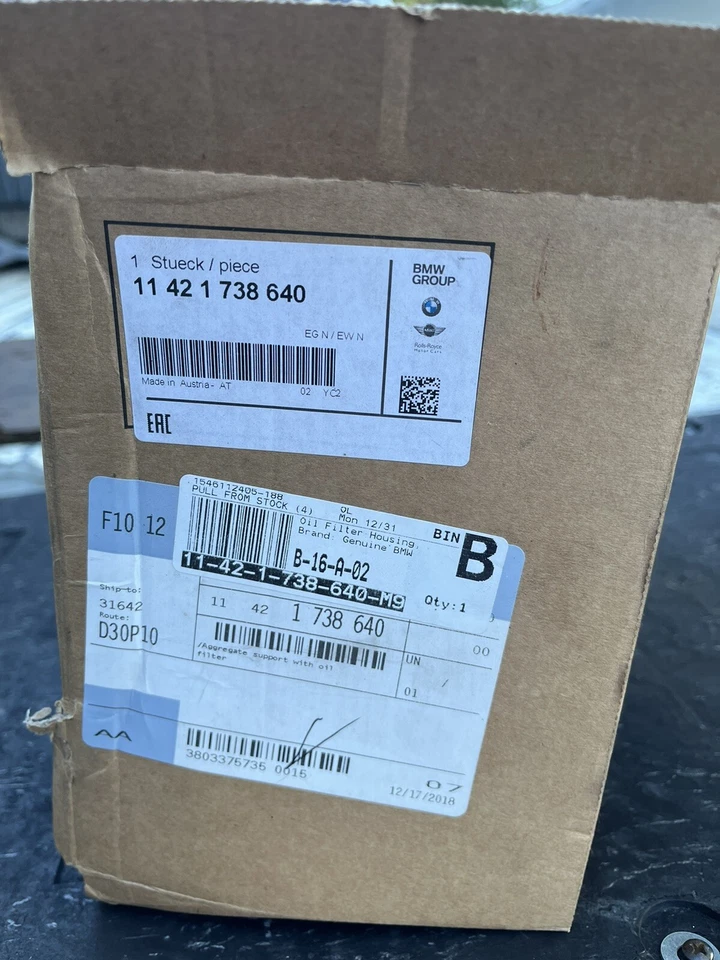 For BMW E34 E36 325i 325is 525i M3 92-99 Oil Filter Housing GENUINE 11421738640 - Image 1 of 4