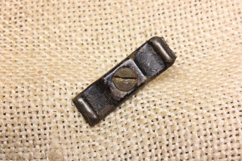 Old Jelly Cupboard Cabinet Flat Bow Tie Turn Button Latch Vintage Iron 1 1/4” Cover