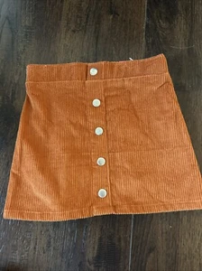 Isaac Mizrahi Girls 5-6 pink Skirt With 5 GOLD BUTTONS , Elastic Waist NWT - Picture 1 of 3