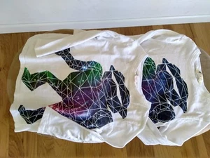 2 Kids H &M white T-shirt with Printed Design size 2-4 and 4-6 - Picture 1 of 3