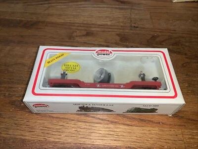 Model Power HO 8220 Safety First Depressed Center 40’ Flatcar W/Light & Crew NOS - Image 1 of 4